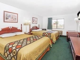 Super 8 By Wyndham Dwight